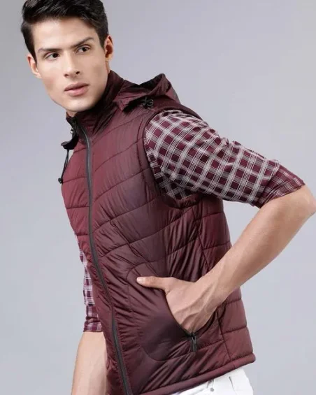 Men Hooded sleeveless Jacket