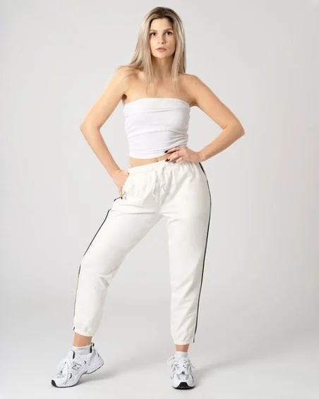 Pantaloni sport femei